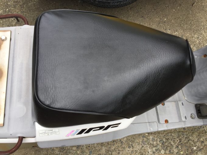 SALE／59%OFF】 コアラッキーオンラインストアシート ヤマハFZ 6シートカバー 糸の色を変えることができます Yamaha fz  seat cover you can change the color of thread